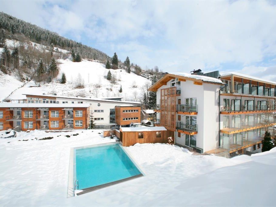 obiekt, teren hotelu