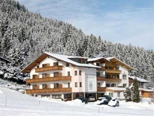 Waldrand 3*