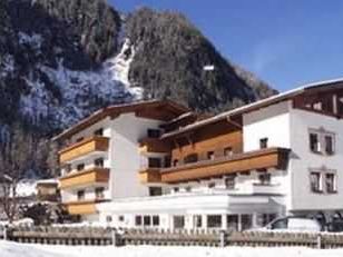 Wellness Huttendorf 3*