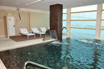 Axis Porto Business & Spa
