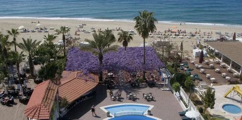 teren hotelu, basen, plaża