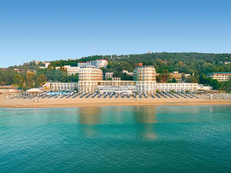 Azalia Hotel & Spa