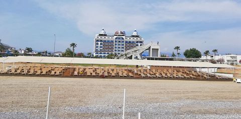 budynek główny, plaża