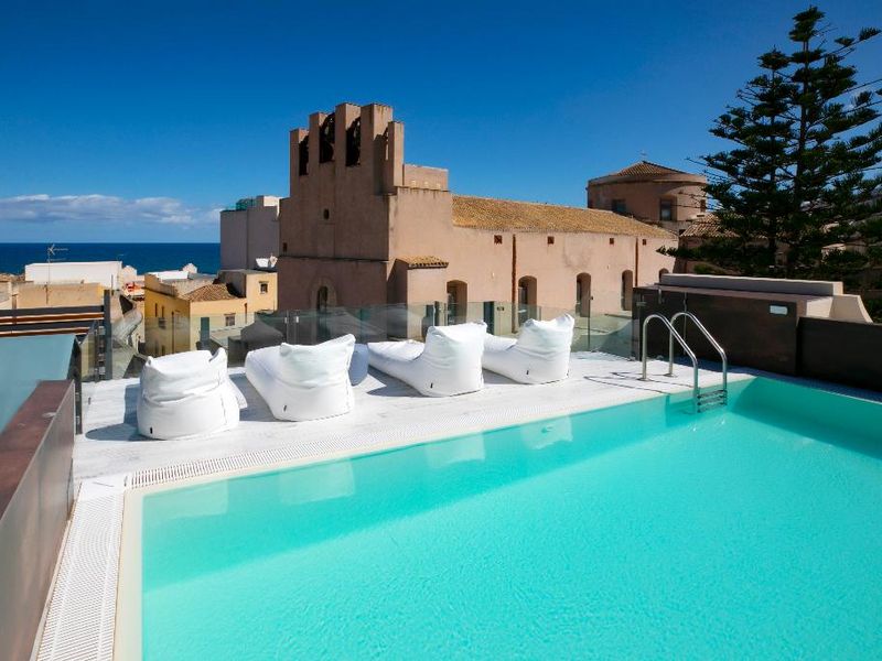 Azzoli Trapani - Apartments & Skypool