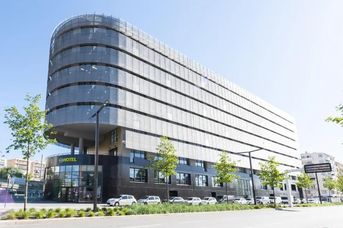 B&B Nice Aeroport Arenas