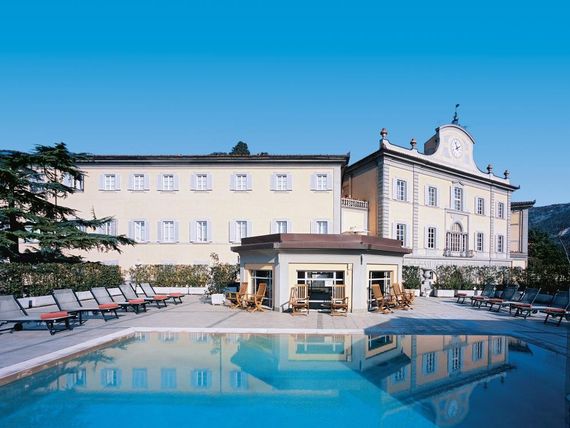 teren hotelu, obiekt, basen