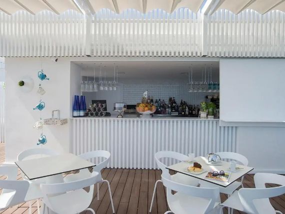 drink bar