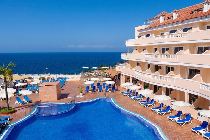 obiekt, teren hotelu, basen