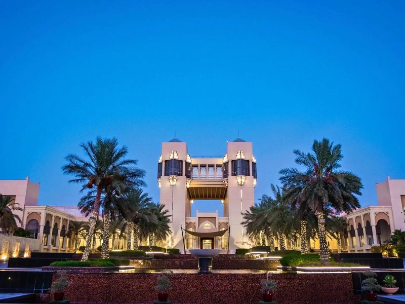 Al Areen Palace & Spa
