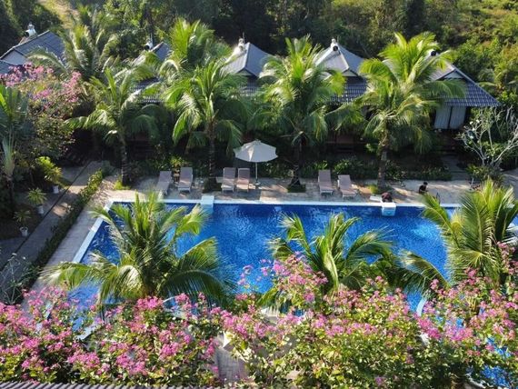 teren hotelu, basen