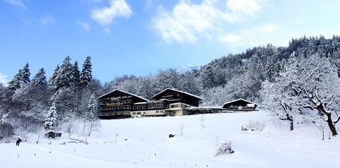 budynek główny, teren hotelu