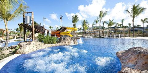 basen, aquapark, zjeżdżalnia