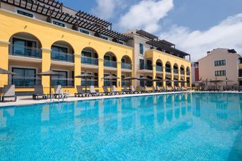 Barcelo Costa Ballena