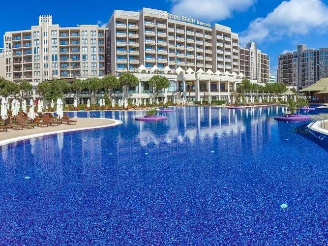 Barcelo Royal Beach