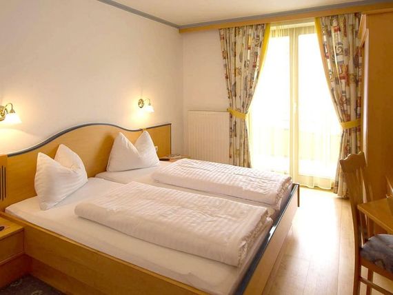 Barenbachhof 3*