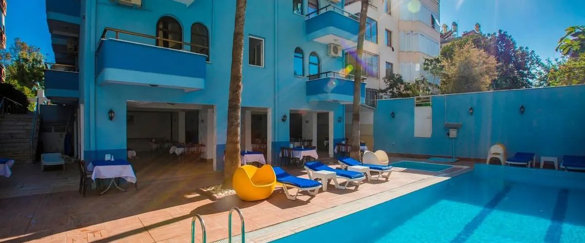 teren hotelu, basen, obiekt