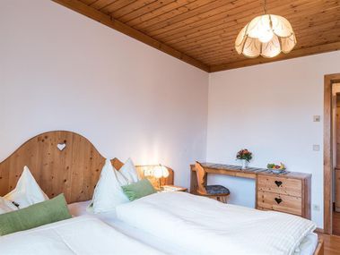 Bauernhof Ederhof 4*