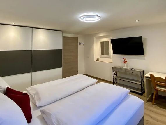 Baumann Apartment 3*