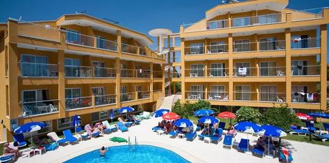 teren hotelu, obiekt, basen