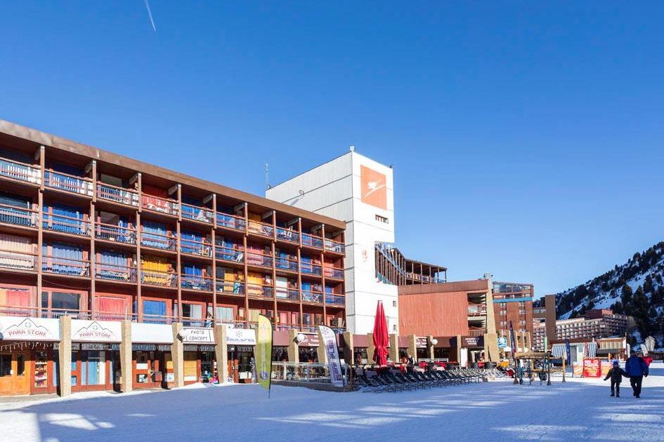 obiekt, teren hotelu
