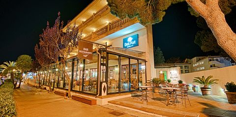 budynek główny, teren hotelu