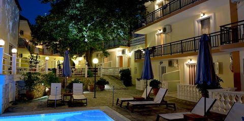 teren hotelu, obiekt, basen