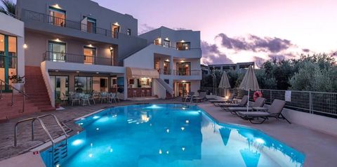 teren hotelu, obiekt, basen