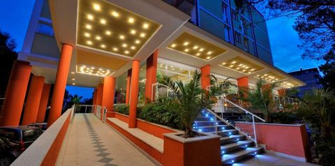 obiekt, budynek główny, teren hotelu