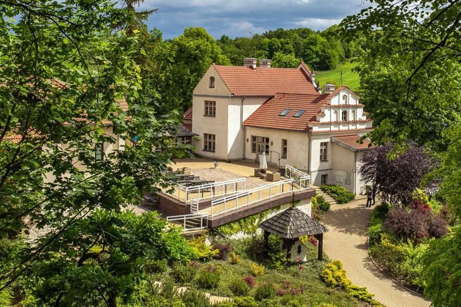 teren hotelu, obiekt