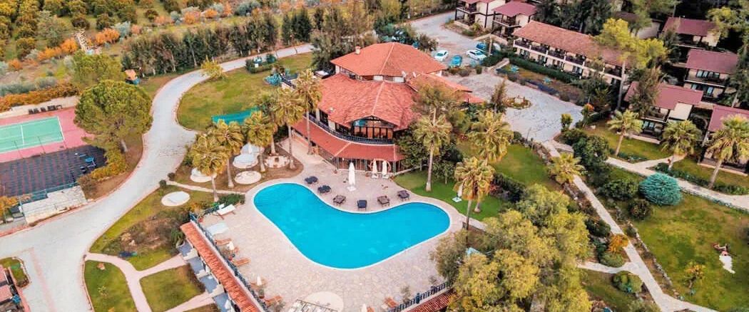 teren hotelu, obiekt