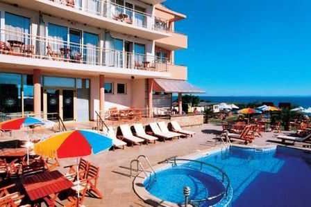 obiekt, teren hotelu, basen