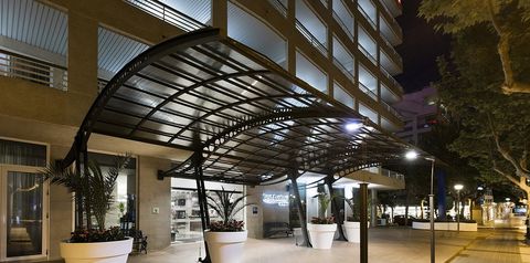 obiekt, budynek główny, teren hotelu