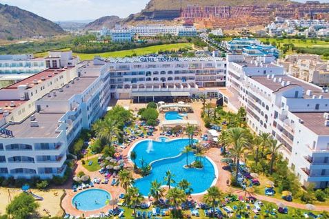 obiekt, teren hotelu, basen