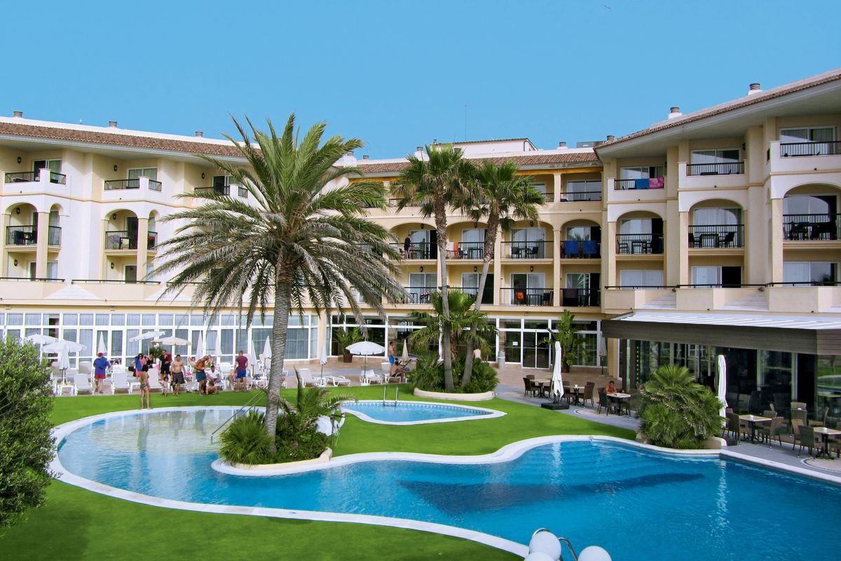 budynek główny, basen