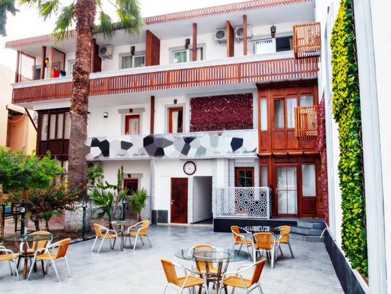 obiekt, teren hotelu