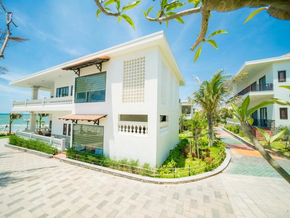 Blooming Lotus Resort