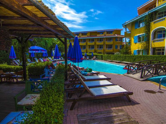 Blue Orange Beach Resort 4*