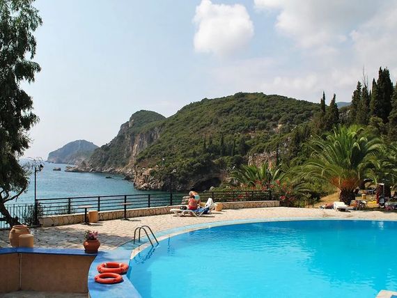 Blue Princess Beach (ex. Elly Beach)