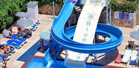 basen, zjeżdżalnia