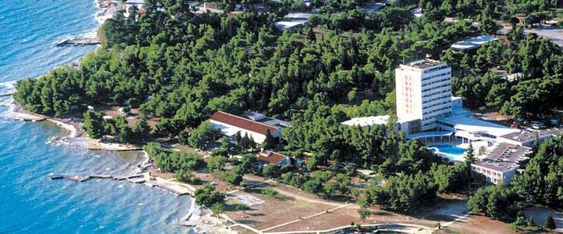 obiekt, teren hotelu