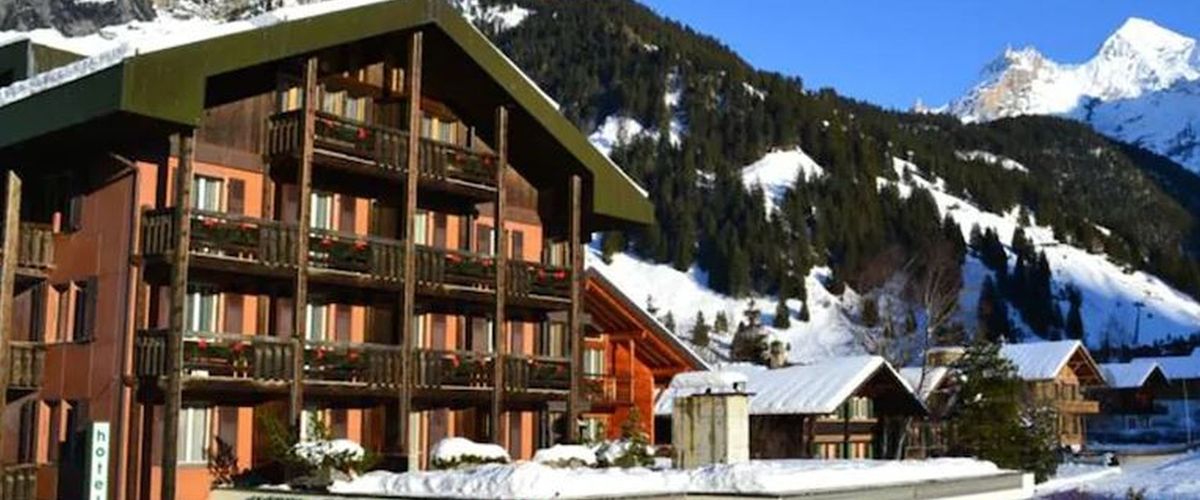 budynek główny, obiekt