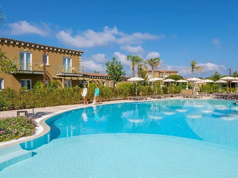 Bluserena Is Serenas Badesi Village