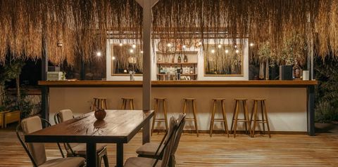 teren hotelu, drink bar