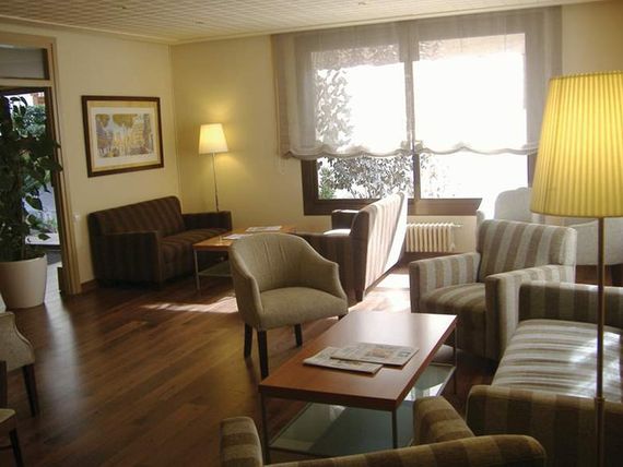 teren hotelu, recepcja / lobby