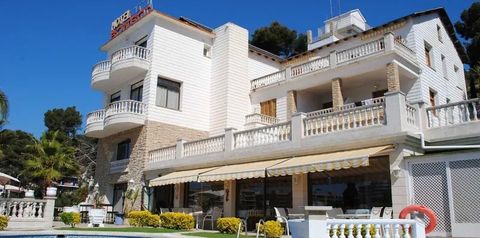 basen, budynek główny