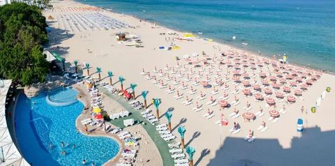 teren hotelu, basen, plaża