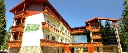 budynek główny, teren hotelu