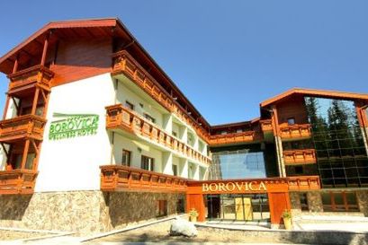 budynek główny, teren hotelu