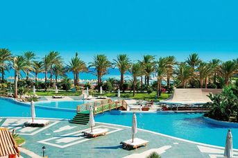 Brayka Bay Resort