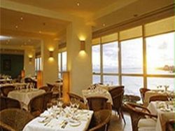 Golden Tulip Rio Vermelho